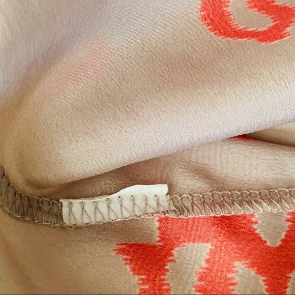 Gianni Bini Blouse Taupe Orange Tangerine Print Blouse Top Size Medium - Picture 8 of 9